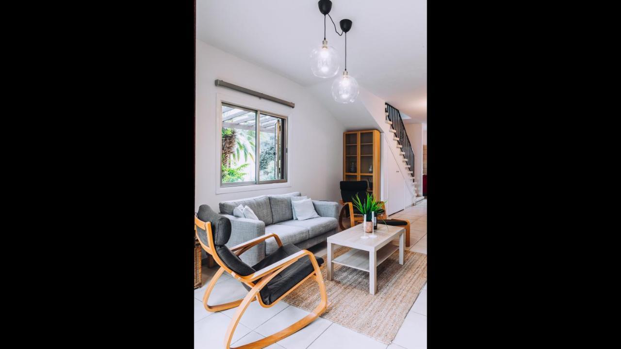 Minimal Townhouse Center Paphos Villa Bagian luar foto