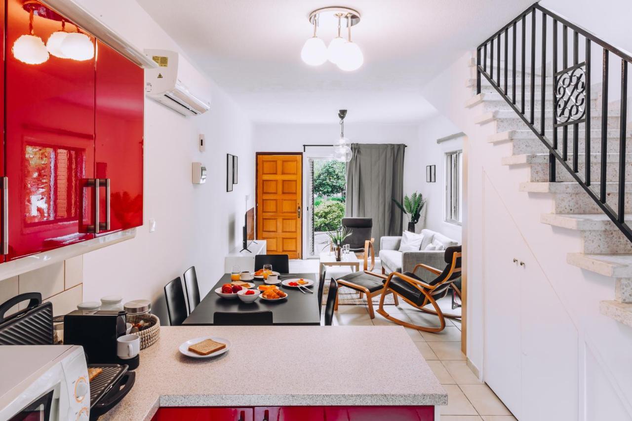 Minimal Townhouse Center Paphos Villa Bagian luar foto